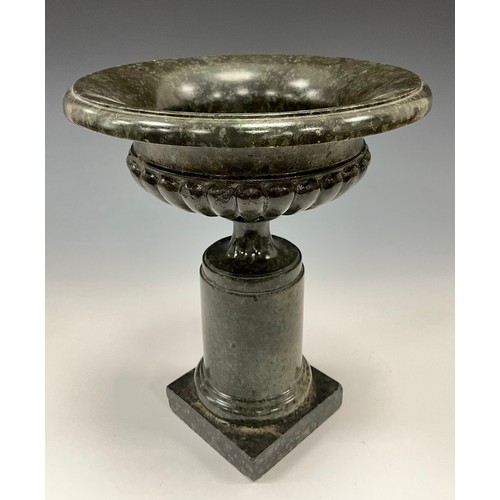 1518 - A 19th century Continental marble campana pedestal urn, in the Grand Tour manner, flared rim above g... 