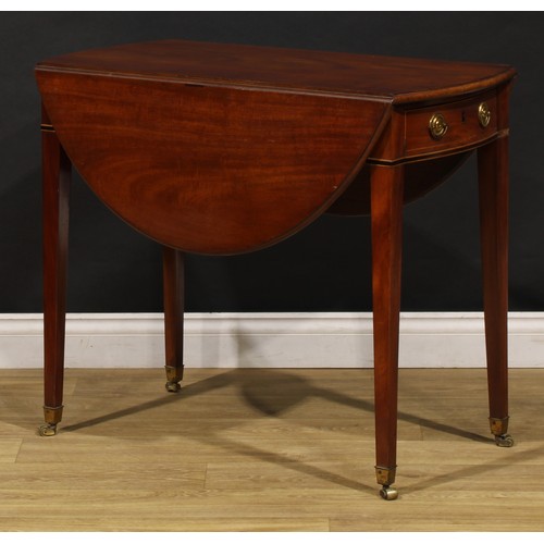 1605 - A George III mahogany Pembroke table, oval top with moulded edge above a single frieze drawer, taper... 