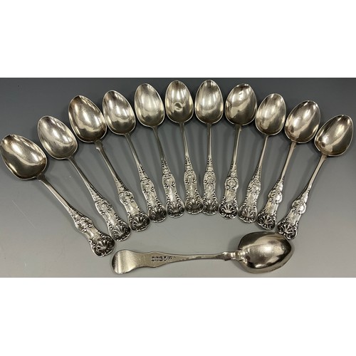 410 - A set of twelve Victorian Scottish silver Kings pattern teaspoons, James Ross, Glasgow 1861, 6.9ozt ... 