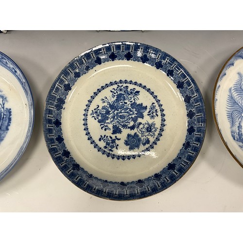 1163 - 19th century blue and white pearlware plates, transfer printed including a children fishing and brid... 