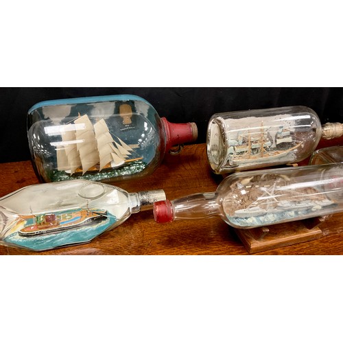 2156 - Maritime Interest - early 20th century handcrafted ships in bottles including FR.371 Brighter Hope, ... 