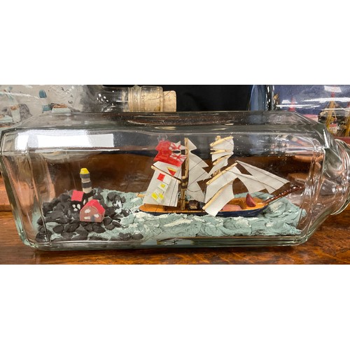 2156 - Maritime Interest - early 20th century handcrafted ships in bottles including FR.371 Brighter Hope, ... 