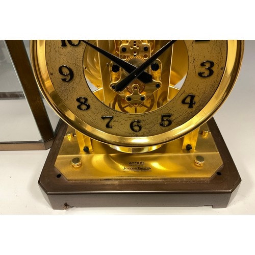 1981A - An Art Deco style Jaeger le Coultre, Atmos clock, design by Jean Leon Reutter, centre bracket engrav... 