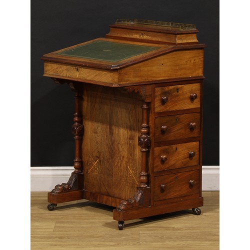 2160 - A Victorian walnut and marquetry Davenport desk, hinged superstructure enclosing a fitted interior, ... 