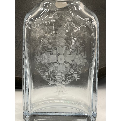 1372A - A 19th Century Dutch glass decanter, engraved decoration of bird motif, floral decoration to verso,3... 