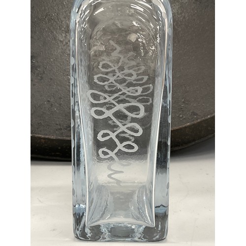 1372A - A 19th Century Dutch glass decanter, engraved decoration of bird motif, floral decoration to verso,3... 