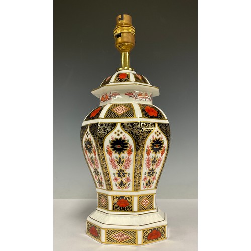 1 - A Royal Crown Derby 1128 Imari pattern table lamp, 31cm high over fittings, first quality