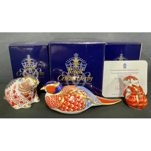 10 - Royal Crown Derby paperweights, Ginger Kitten, specially commissioned by the Guild of China and Glas... 