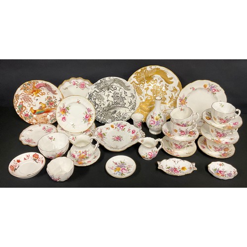 136 - A Royal Crown Derby Posies part tea service; similar trinket dishes, vase, diamond footed bowl, etc;... 