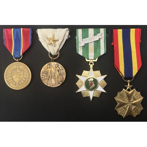 3028 - Various World Medals: USA Cuba Occupation Medal 1898-1902: USA WW1 Brotherhood of Locomotive Firemen... 