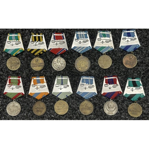 3043 - A collection of replica Soviet Medals to include Partizan Medal, Nakhimov Medal, Polar Regions, Virg... 