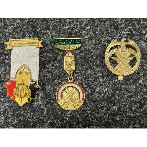 3046 - Middle Eastern Medal Collection comprising of: Iraqi Gulf War 1 Medal: Kuwati Medal for the Liberati... 