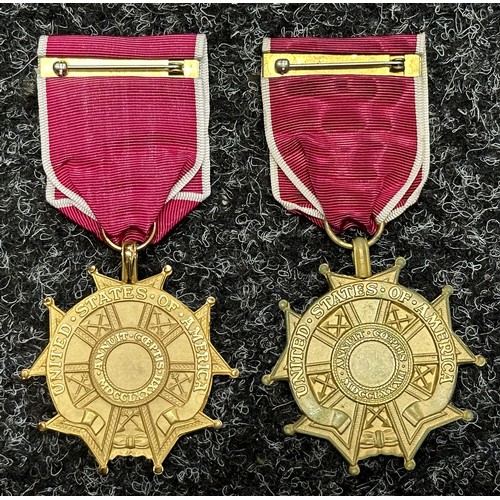 3050 - US Officer of the Legion of Merit. And a Legionnaire of Merit. Both complete with ribbons and pins. ... 