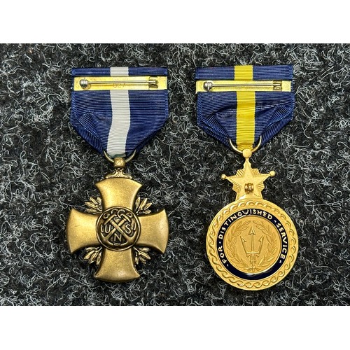 3053 - US Navy Cross complete with ribbon and pin marked 