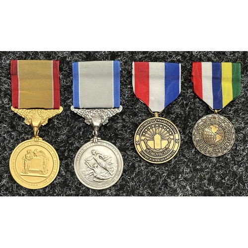 3084 - US Gold and Silver Life Saving Medals: US Dept of Transportation Medal for Service and Sacrifice: In... 