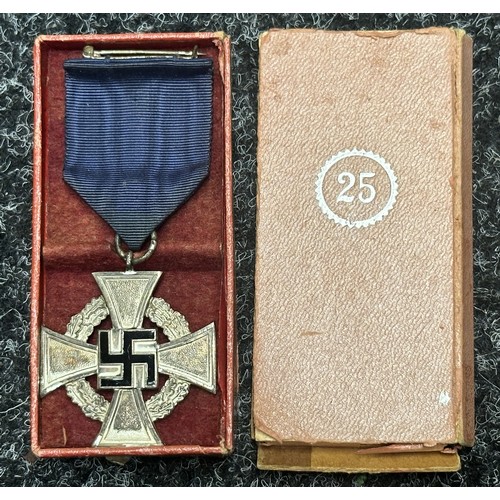 3108 - WW2 Third Reich Treue Dienst Ehrenzeichen, 25 Jahre - Faithful Service Award, 25 years complete with... 