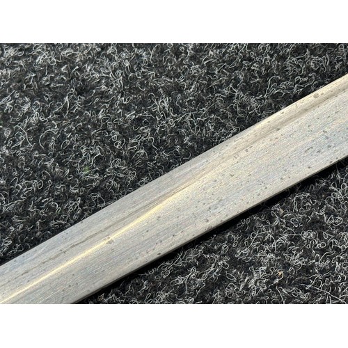 3111 - Martini Henry 1887 Pattern MKIII Bayonet with  unfullered blade 461mm in length, maker marked 