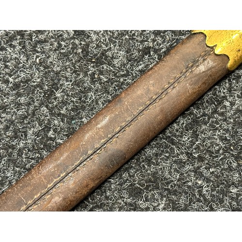 3120 - Victorian Royal Navy Officers Pipe Backed Sword with single edged blade with etched decoration and m... 