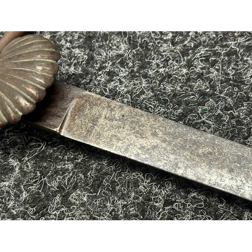 3127 - Hunting Cutlass with 473mm long blade, no makers mark. Clamshell guard. Horn grip. Overall length 61... 