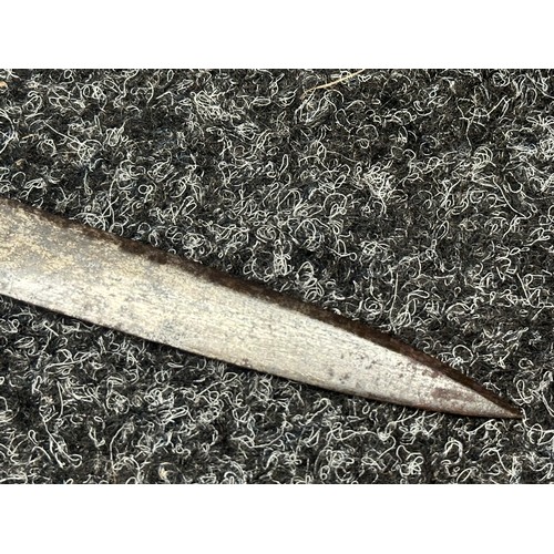 3127 - Hunting Cutlass with 473mm long blade, no makers mark. Clamshell guard. Horn grip. Overall length 61... 