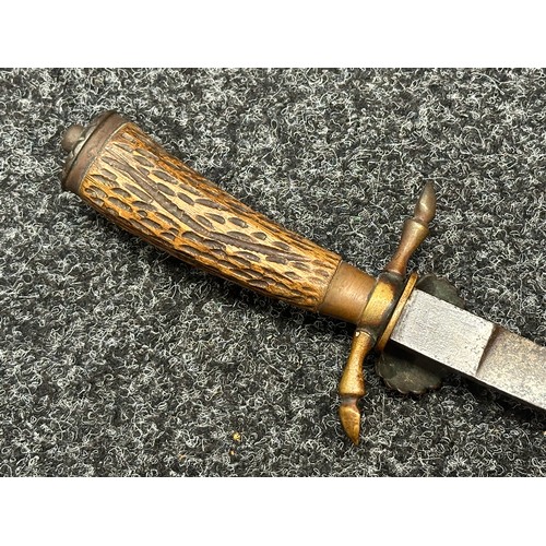 3127 - Hunting Cutlass with 473mm long blade, no makers mark. Clamshell guard. Horn grip. Overall length 61... 