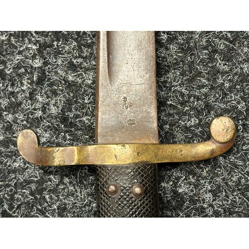 3141 - British P1855 Sappers and Miners Lancaster Bayonet with pipe backed blade 602mm in length. Maker mar... 