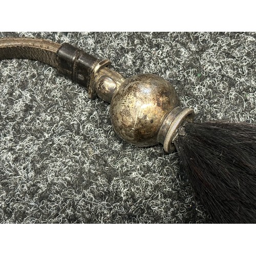 3151 - Victorian British General Officers Horse Throat Plume. Hair is 46cm in length. White metal fitting. ... 