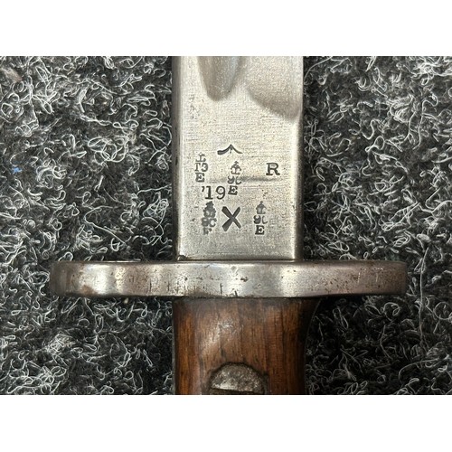 3158 - WW1 British 1907 Pattern bayonet with single edged fullered blade 433mm in length, maker marked and ... 