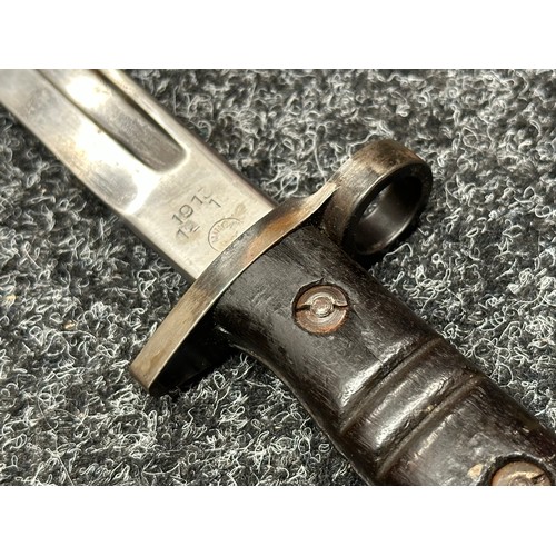 3159 - WW1 British P13 Bayonet with later modifications. Single edged fullered blade 430mm in length, maker... 