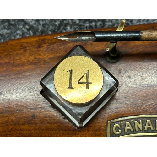 3169 - WW1 Canadian Trench Art Rifle Butt Inkwell. Butt is a 1914 Canadian Ross MKIII Rifle. Inlaid with a ... 