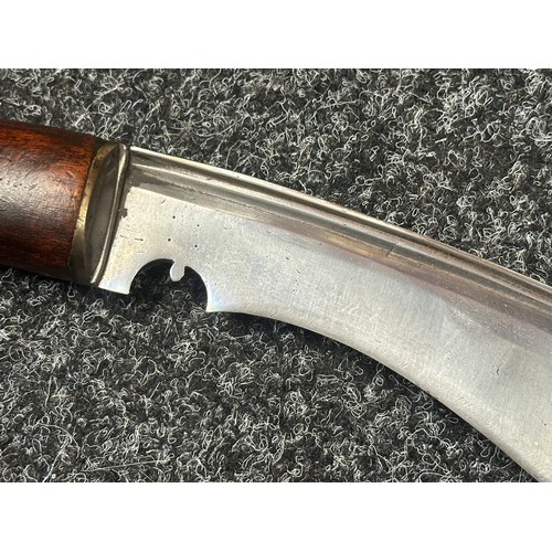 3170 - WW1 Gurhka Kukri Knife with single edged blade with two fullers 370mm in length. Wooden grip. Overal... 