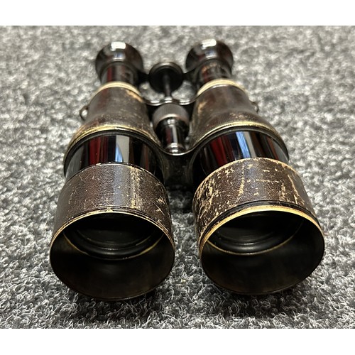 3172 - WWI British Binoculars maker marked 