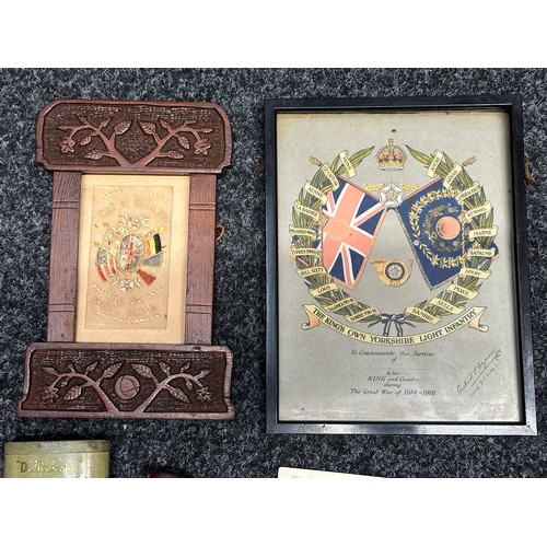 3174 - A quantity of mixed WW1 militaria to include a Tankard Commemorating Soldier KIA 1st day of the Somm... 