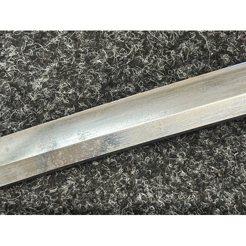 3190 - WW2 Imperial Japanese Army Officers Shin Gunto Sword with single edged blade 692mm in length. Signed... 