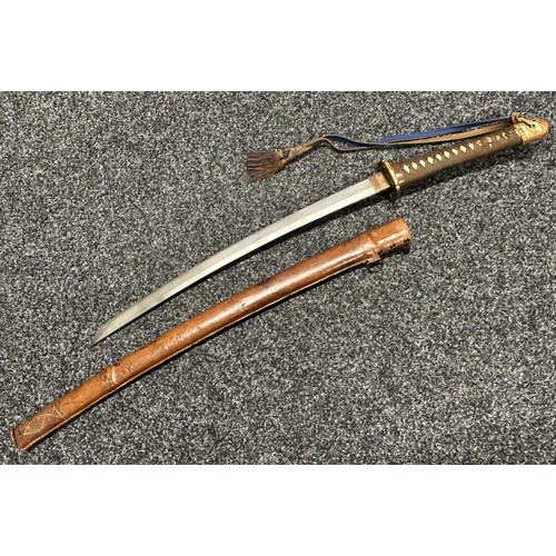 3191 - WW2 Japanese Officers Shin Gunto Katana Sword with single edged blade 535mm in length. Tang has two ... 