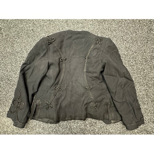 3214 - British Hussars 2nd Lt's Dress Uniform Jacket. Rank pips to collar. chest approx. size 36 inch. No l... 