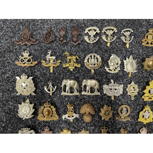 3221 - WW2 and later Staybrite British Cap Badges, collar dogs.