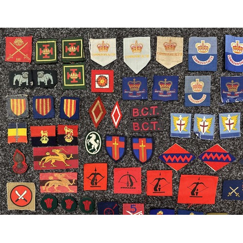 3224 - WW2 British & Commonwealth Army Cloth Formation Signs and some later postwar issue formation signs. ... 