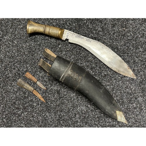 3234 - WW2 British Gurkha Kukri knife with single edged blade 270mm in length die stamped 