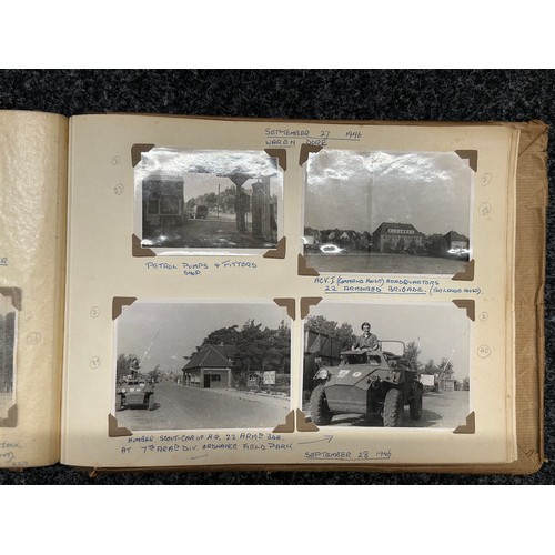 3241 - WW2 British 7th Armoured Division Photo Album 1945 plus various maps. Good content with good photos ... 