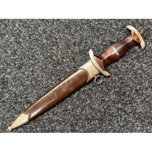 3264 - WW2 Third Reich SA Deinstdolch 1933 Pattern Dagger with double edged blade 221mm in length, etched m... 