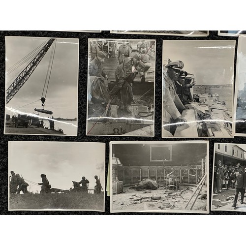 3283 - WW2 Third Reich Press Release Glossy Black and White Photographs. Each measures 175mm x 125mm. Rever... 