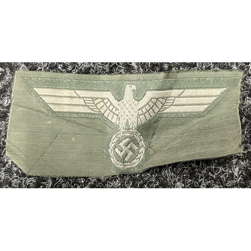 3285 - WW2 Third Reich cloth insignia: Bevo machine woven Heer Breast eagle, uncut: Bevo Heer cap eagle, un... 