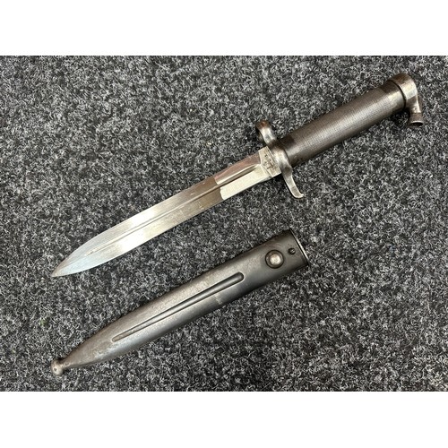 3301 - Swedish M1896 Bayonet for the M1938 Rifle with double edged blade 205mm in length, marked with Crown... 