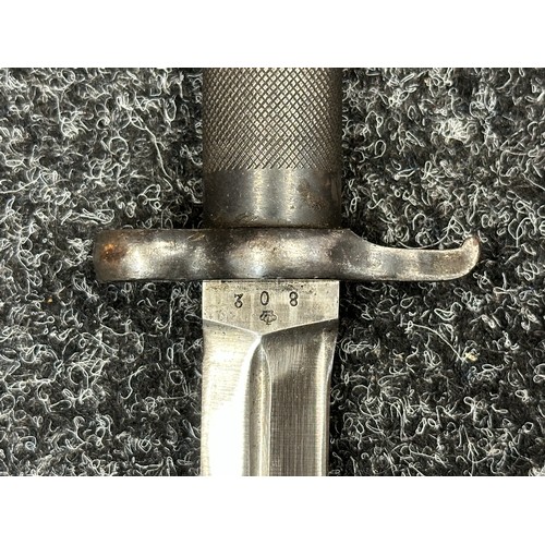 3301 - Swedish M1896 Bayonet for the M1938 Rifle with double edged blade 205mm in length, marked with Crown... 