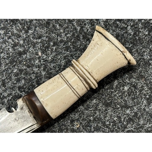 3306 - Kukri knife with single edged blade 285mm in length, Bone grip, overall length 385mm. Complete with ... 