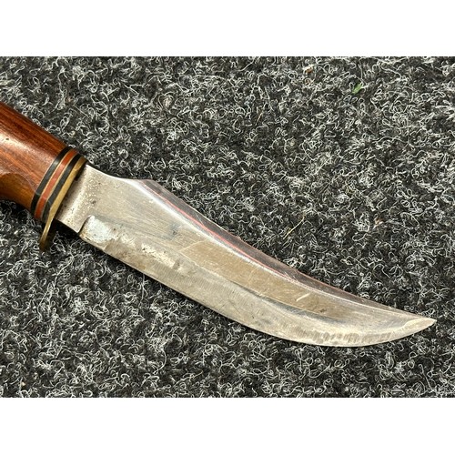 3306 - Kukri knife with single edged blade 285mm in length, Bone grip, overall length 385mm. Complete with ... 