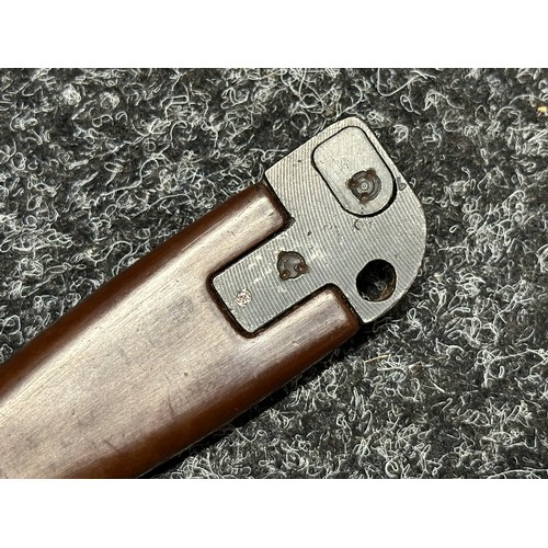 3325 - Chinese Type 81 Bayonet with double fullered blade 167mm in length. Bakelite grips. Working release ... 