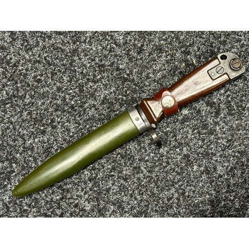 3325 - Chinese Type 81 Bayonet with double fullered blade 167mm in length. Bakelite grips. Working release ... 