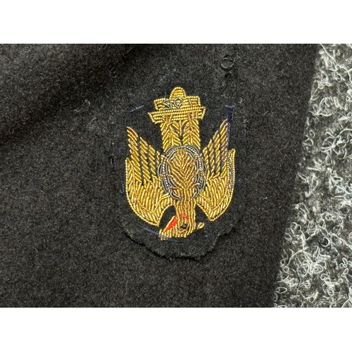 3333 - Post War British Dress Tunic, Man's Blues and Royals, Troopers. ERII Staybrite Buttons. Size in cm, ... 